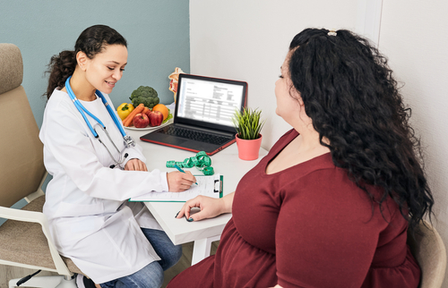 Obesità e disuguaglianze sociali, i non laureati rischiano il triplo