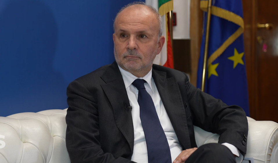 Vent’anni di legge 219. “Donare sangue significa donare vita”. Intervista al ministro della Salute Orazio Schillaci 