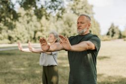 Tai Chi contro l’insonnia cronica: negli over 50 è efficace quanto la psicoterapia