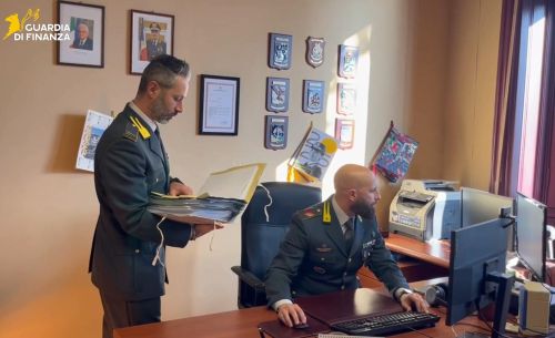 Varese. Visite private in nero, rinviati a giudizio un neurologo e un tecnico sanitario