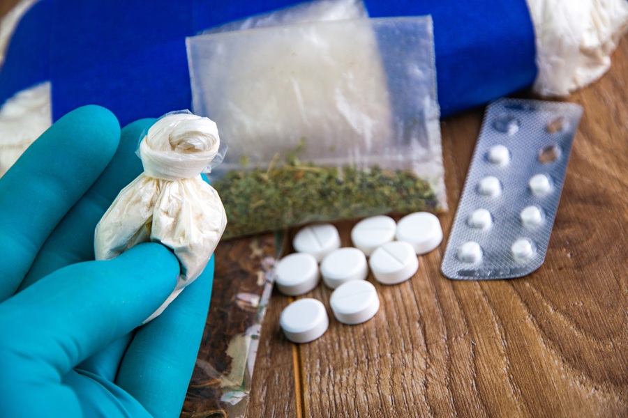 NAS, quasi 50mila farmaci e articoli sanitari sequestrati nel 2025