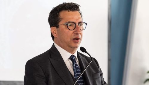 Residenze assistenziali e centri diurni, dalla frammentazione regionale a un modello unico