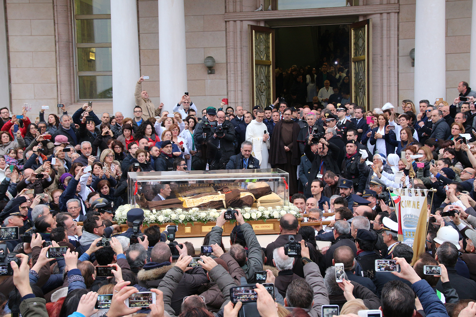 5 maggio. 70esimo di Casa Sollievo: San Pio “ritorna” nel suo Ospedale per rinnovare la missione di amore e cura