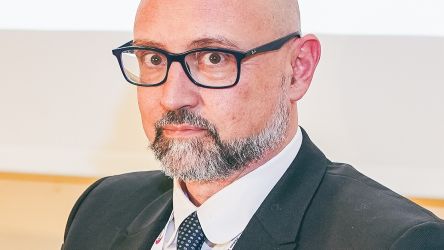 Il Decreto PNRR risolve metà del problema farmaci: e le gare deserte?