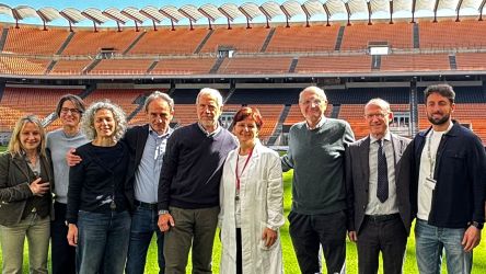 Vaccini a San Siro, la sanità pubblica scende in campo