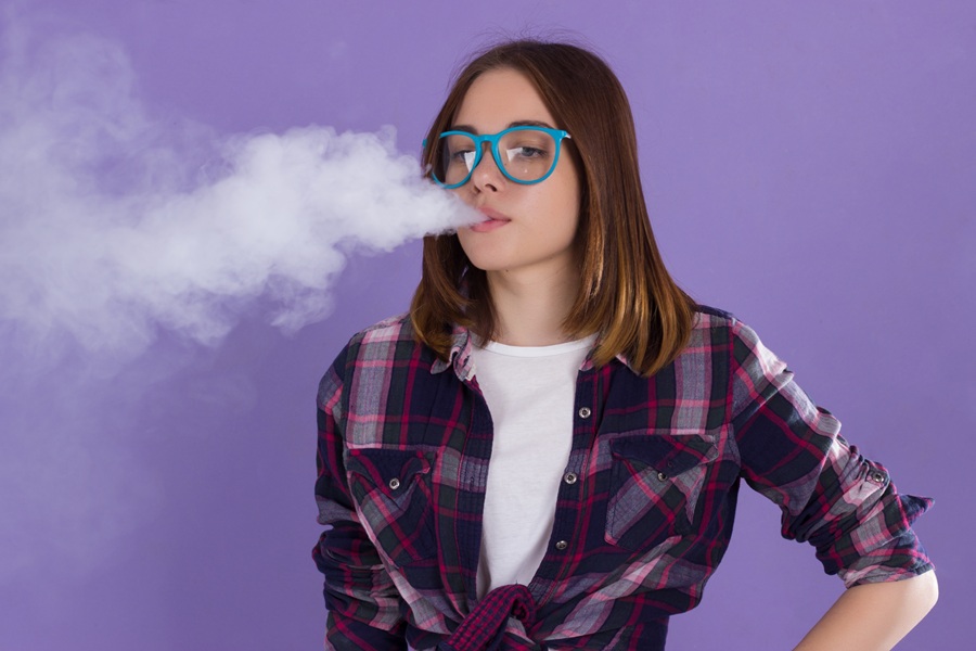 USA, raddoppiano i tentativi di smettere di svapare tra gli adolescenti